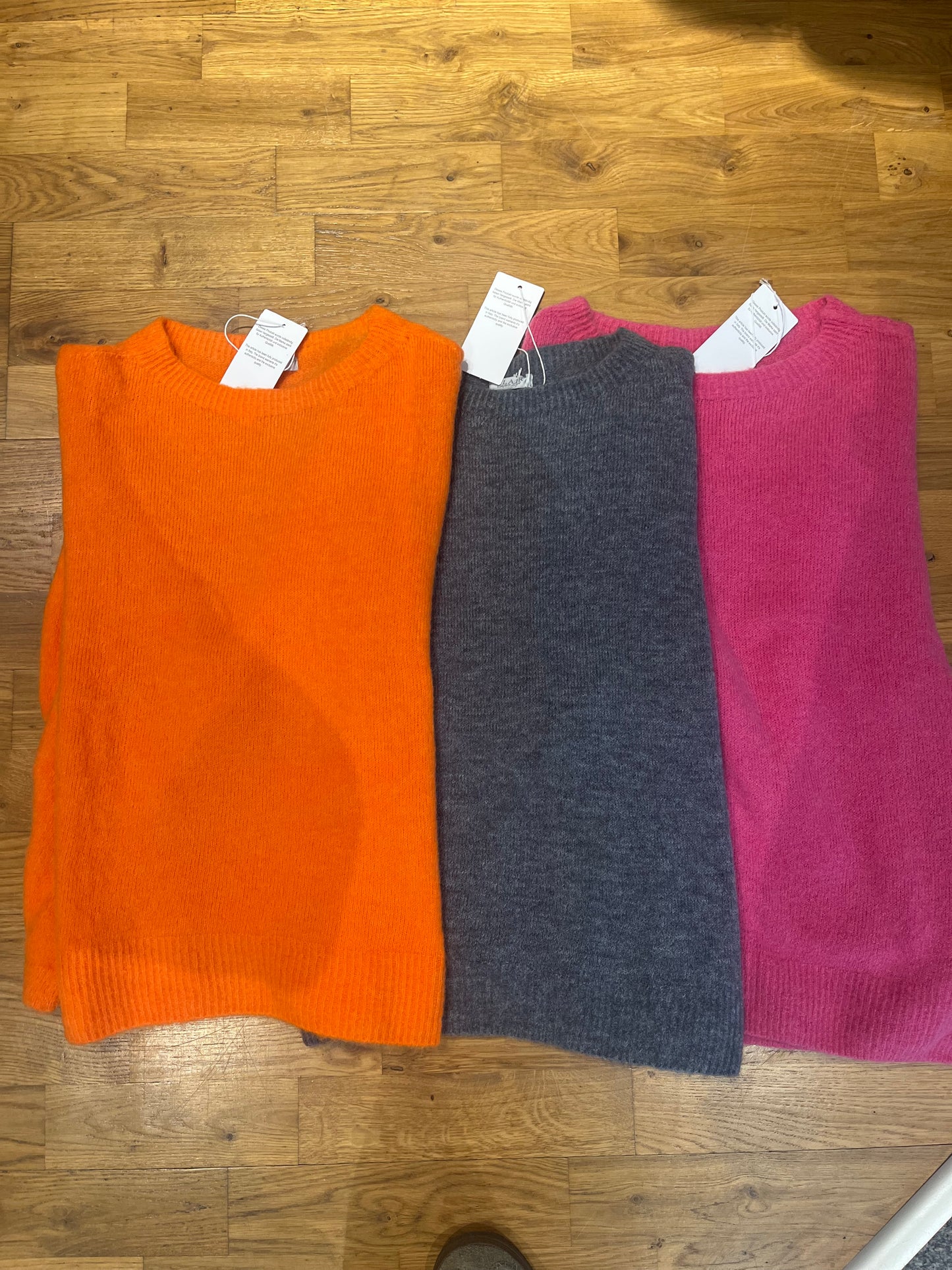Pulli Rundhals Ausschnitt