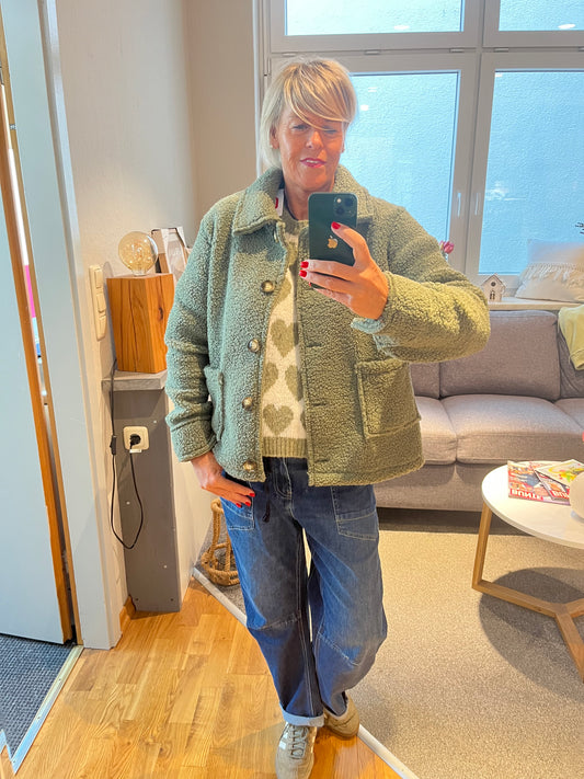 Teddy Jacke mit Knöpfen