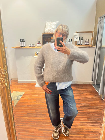 V-Auschnitt Pulli
