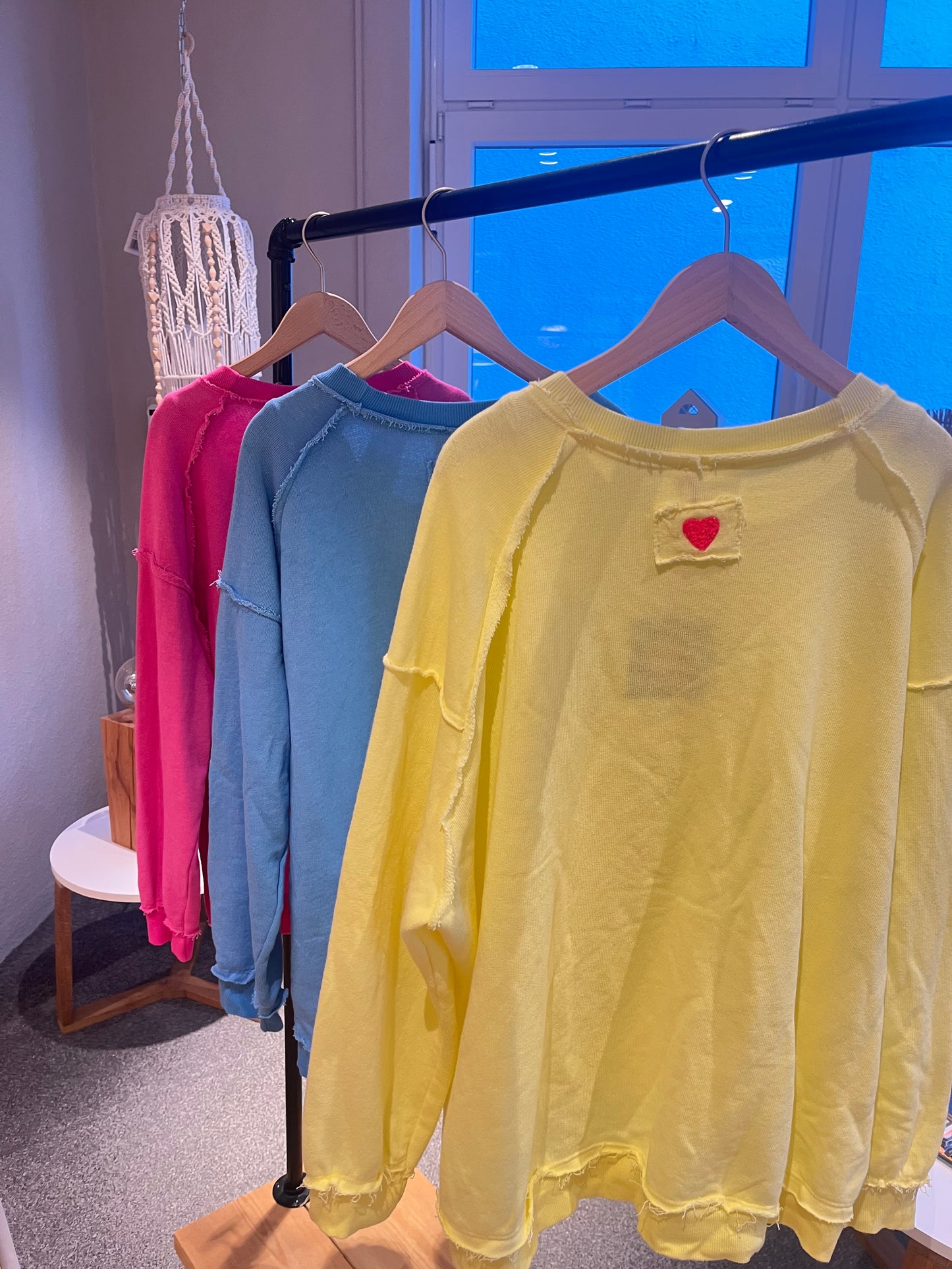 Sweat Shirt offene Nähte mit ❤️